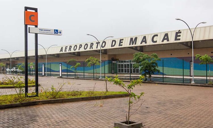 Estado de greve deixa aeroportos de Campos e Macaé em alerta