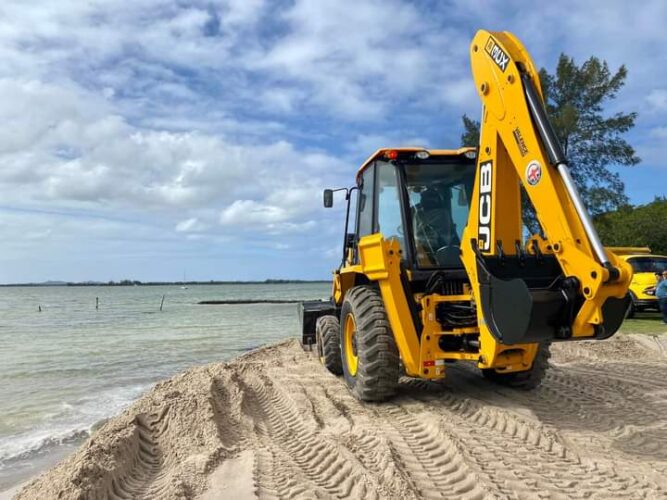 Praias de seis cidades da Região dos Lagos vão ter faixa de areia alargada