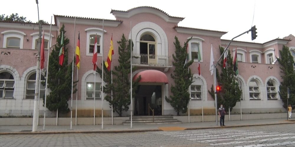Prefeitura de Nova Friburgo já tem banca contratada para realização de concurso público