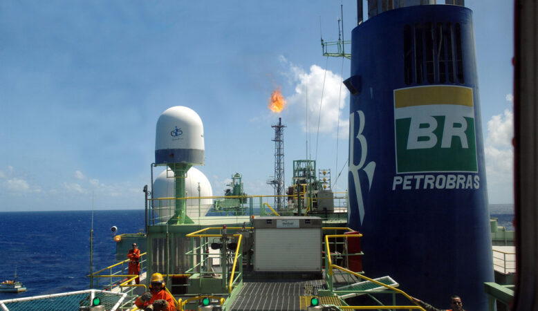 Petrobras registra novo recorde trimestral de produção no pré-sal