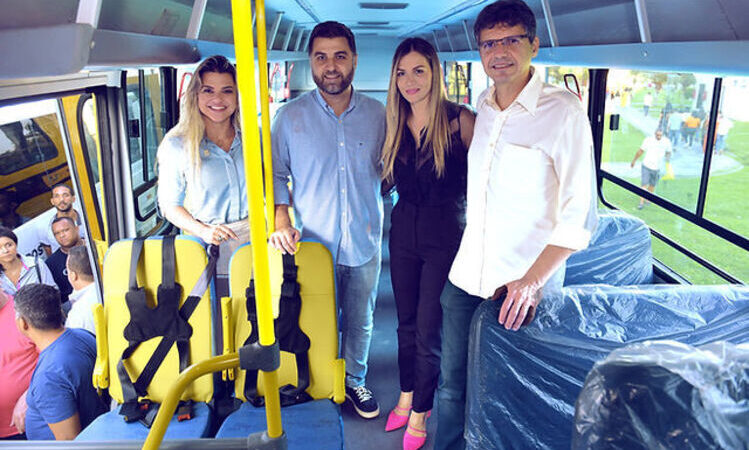 Em Campos, 10 ônibus atenderão gratuitamente estudantes de 60 localidades