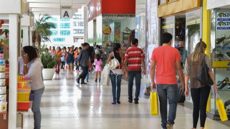Quase 60% dos consumidores vão presentear no Dia dos Pais, aponta pesquisa do IFec RJ