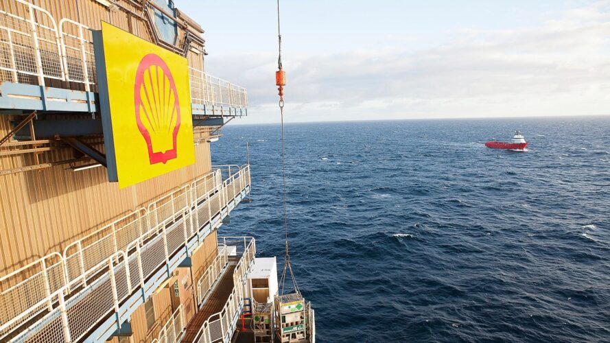 Shell diz ter descoberto indícios de gás natural na Bacia de Campos
