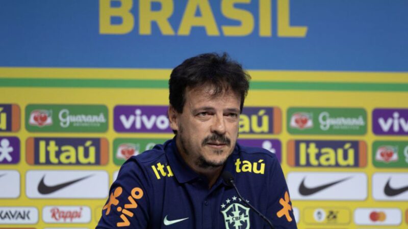 Diniz faz primeira convocação para Eliminatórias da Copa do Mundo 2026