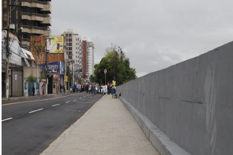 Campos: Avenida XV de Novembro é liberada ao trânsito após nove meses