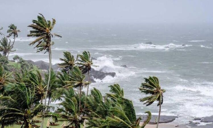 Ventos com intensidade de 74km/h poderão afetar o litoral do Estado do Rio, alerta Marinha