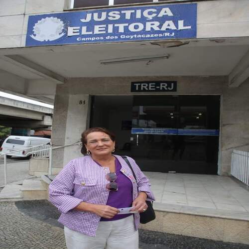Carla Machado transfere domicílio para Campos e promete participar do processo eleitoral