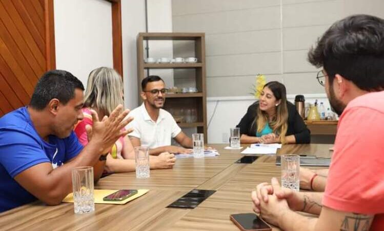 Carla Caputi anuncia aumento de 65% e 133% da subvenção do Carnaval de SJB