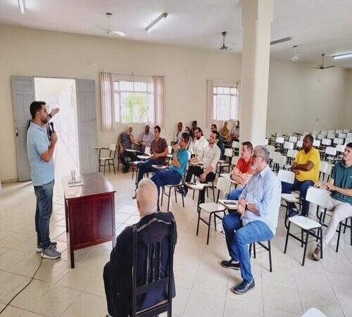 Pré-candidatos a prefeito falam em evento da Pastoral da Cidadania da Diocese de Campos