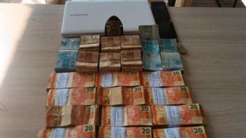 PF encontrou R$ 70 mil em empresa envolvida com transporte escolar estadual em Campos