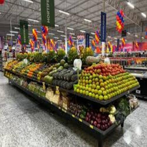 Supermercados abertos segunda-feira e comércio fechado em Campos