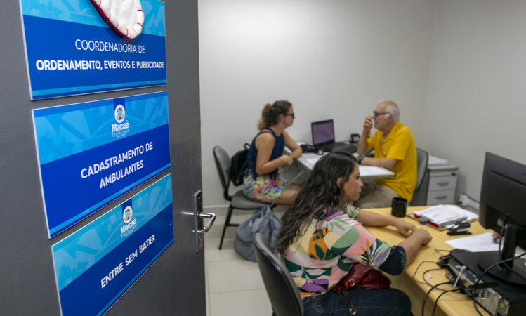 Postura cadastra e recadastra ambulantes em Macaé até 31 de dezembro