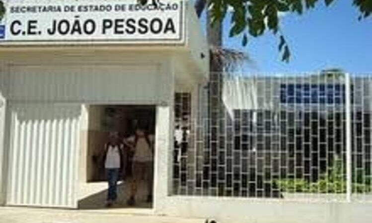 Estado vai contratar 1.300 cuidadores de alunos com necessidades especiais