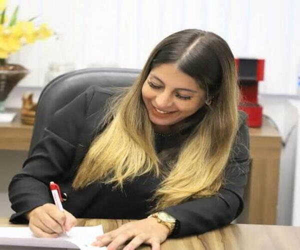 Carla Caputi anuncia abono de R$ 600, 13º e pagamento dos servidores dia 20