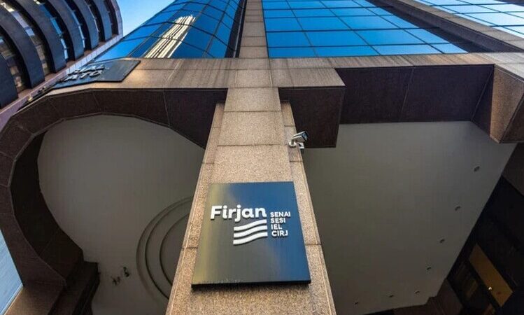 Pequenas empresas têm dificuldade em participar de licitações públicas, diz Firjan
