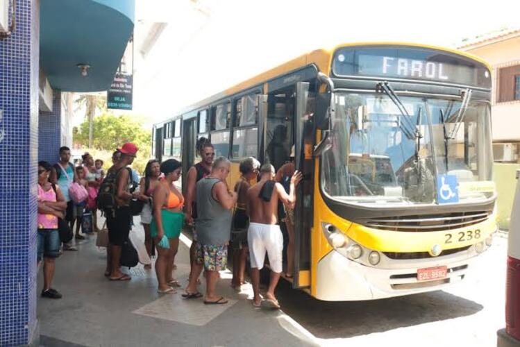 Veranistas terão mais ônibus ligando Farol a Campos nos fins de semana