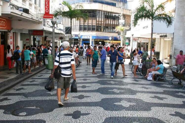 Comércio de Campos abrirá no feriado de Santo Amaro