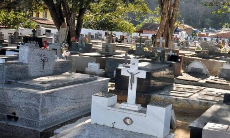 TCE suspende licitação para concessão de 24 cemitérios de Campos