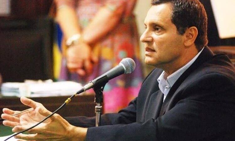 Eduardo Cordeiro se articula para tentar voltar à Prefeitura de Carapebus