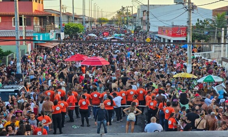 Verão atraiu 400 mil pessoas a SJB e movimentou mais de R$ 40 milhões