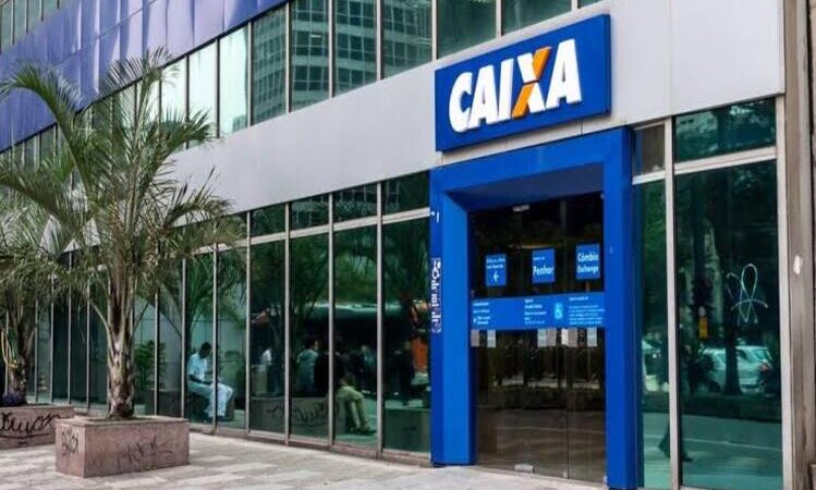 Caixa Econômica Federal anuncia concurso público para preencher 4 mil vagas