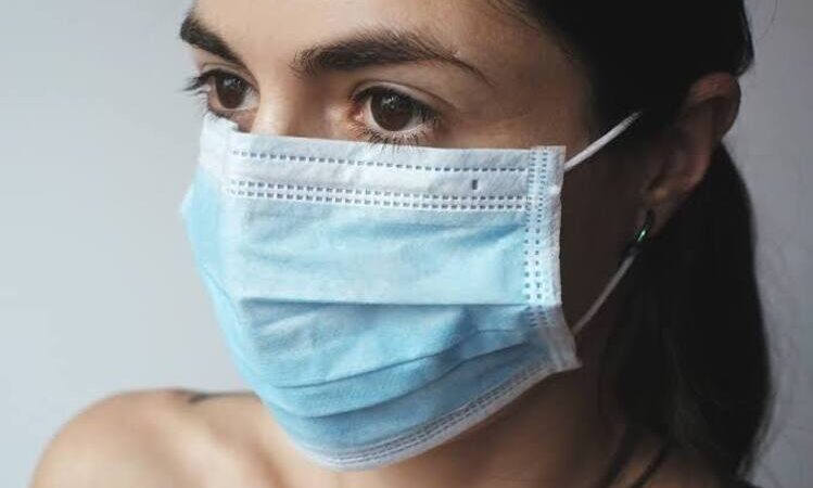 Uso de máscara volta a ser obrigatório em unidades de saúde de São Fidélis