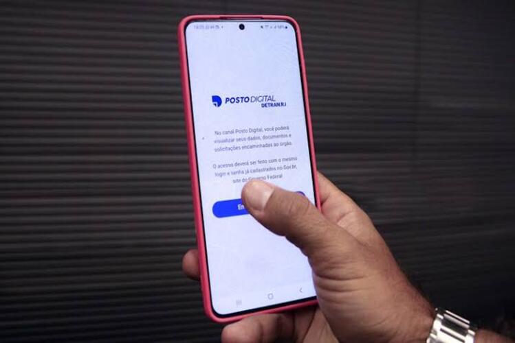 Licenciamento anual de veículos: CRLV pode ser solicitado no Posto Digital Detran