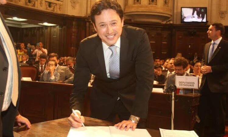 TRE cassa mandato do deputado Fábio da Silva