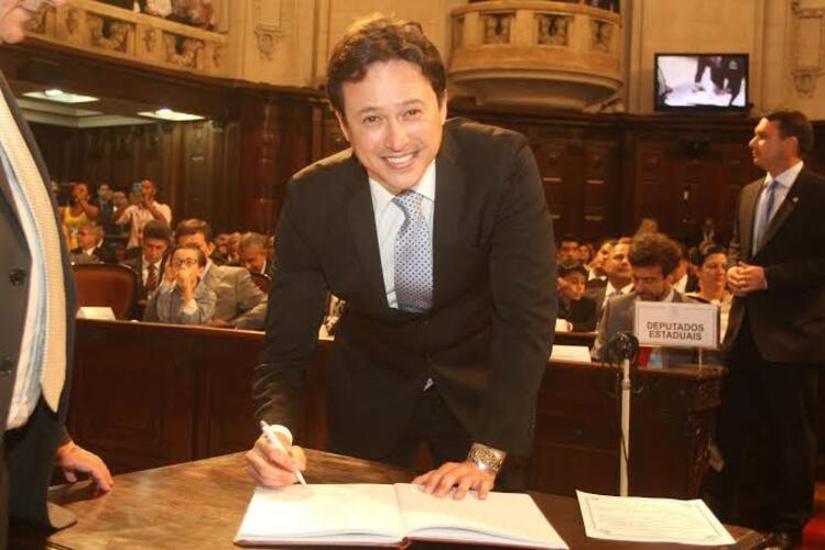 TRE cassa mandato do deputado Fábio da Silva