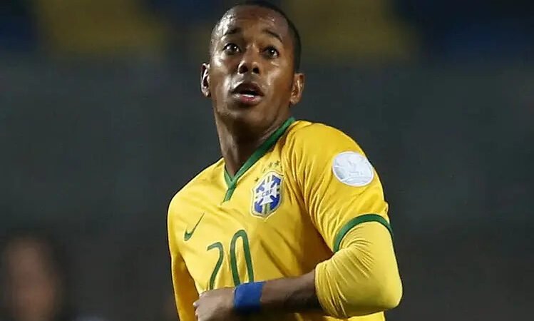 Robinho é preso pela PF em Santos