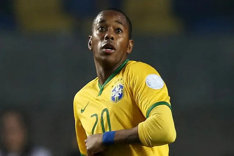 Robinho é preso pela PF em Santos
