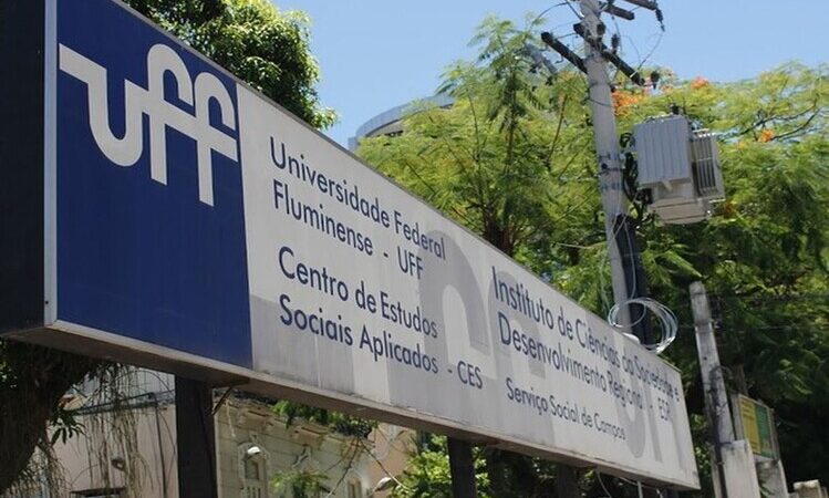 Concurso para professor da UFF tem vagas para Campos, Macaé e Rio das Ostras