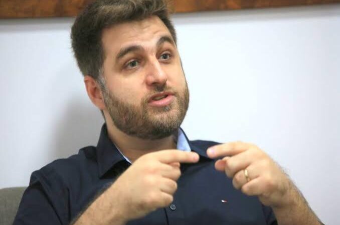 Prefeito de Campos reclama do DER e pede retomada das obras da Estrada dos Ceramistas