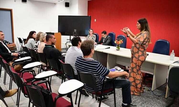Carla Caputi vai ao MP cobrar da Enel medidas que evitem apagões em SJB