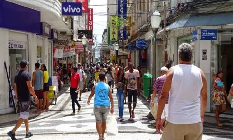 Lojas de Campos poderão abrir nos feriados de Tiradentes e São Jorge