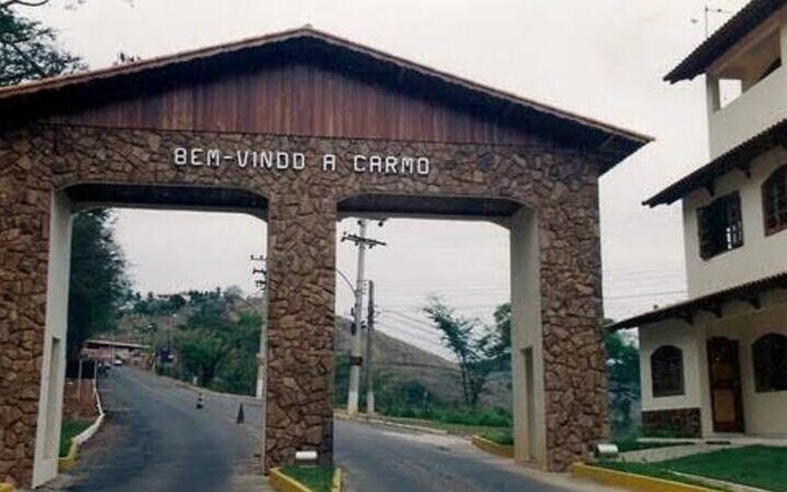 Ex-prefeito de Carmo tem R$ 6 milhões bloqueados após ação do MP