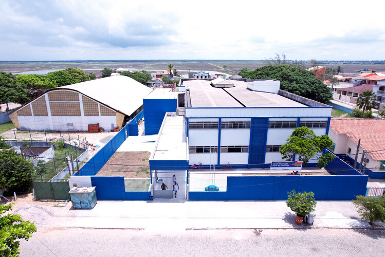 Prefeitura autoriza instalação de detector de metais em creches e escolas de Campos 