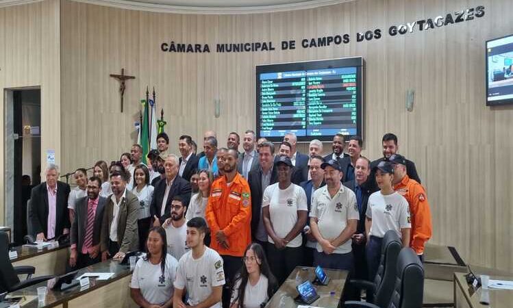 Grupo de Resgate Voluntários de Campos vai atuar no socorro às vítimas das enchentes no RS