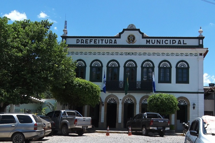 MP obtém decisão liminar suspendendo o concurso público de Duas Barras