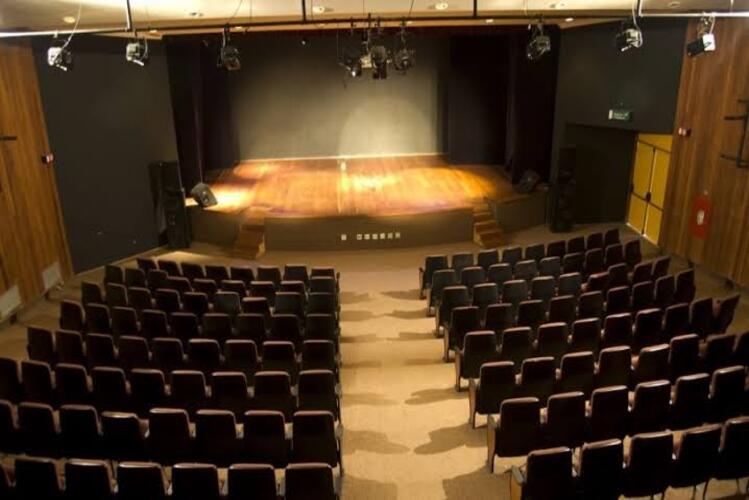 Teatro Firjan Sesi Macaé abre curso de Iniciação Teatral para Adolescentes