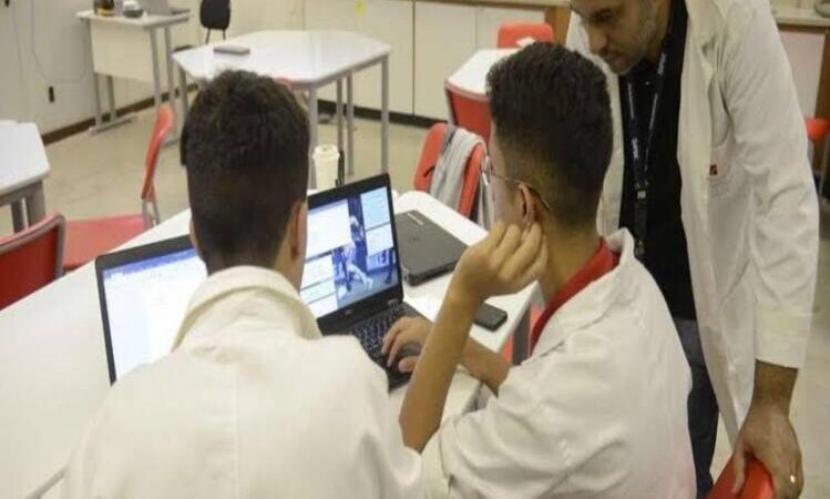Programa de Estágio da Firjan abre inscrições para cursos técnicos e universitários