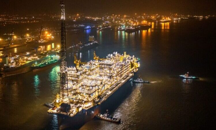 Navio-plataforma terá capacidade de processar 100 mil barris de óleo e 5 milhões de m³ de gás dia