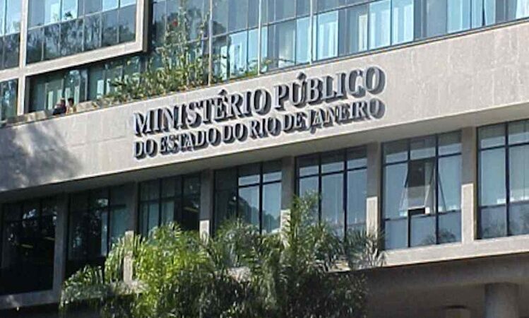 MP cumpre mandados de busca e apreensão em endereços ligados ao prefeito de Miracema