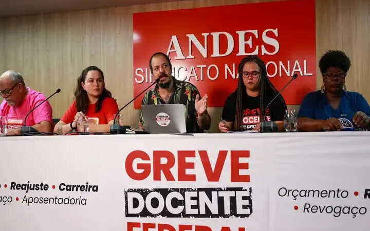 MEC revoga portaria se professores universitários e de institutos federais acabarem greve
