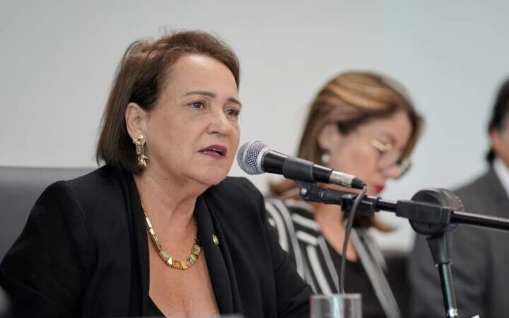 Carla Machado desiste da pré-candidatura à prefeitura de Campos 