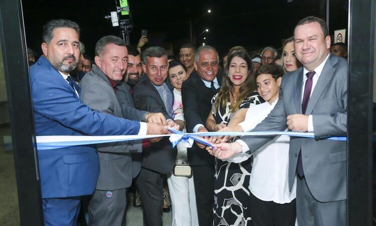 Com a presença da prefeita Carla Caputi, nova sede da Câmara de SJB é inaugurada