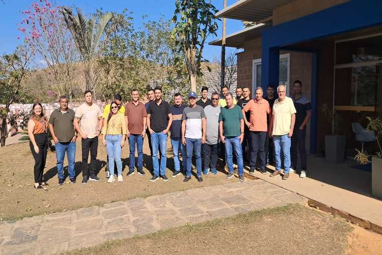 Ceramistas de Campos conhecem laboratórios da Firjan Senai no Rio e em Três Rios