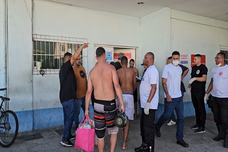 Outra lancha explode em Cabo Frio com 10 passageiros a bordo