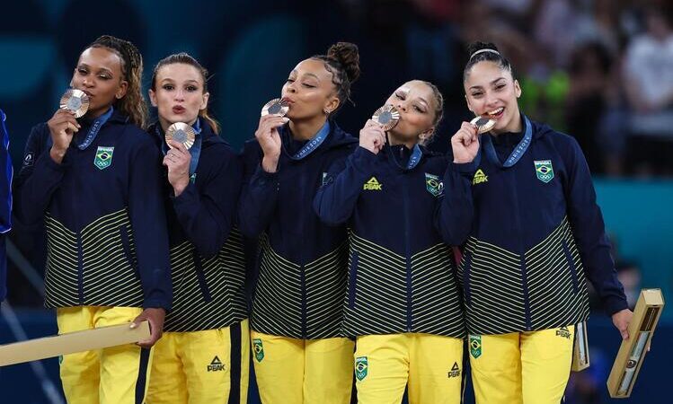 Meninas do Brasil conquistam o bronze e brilham em Paris 