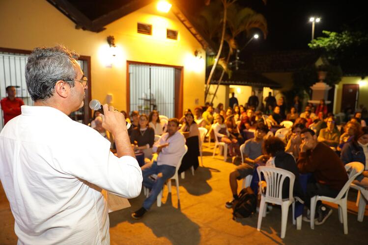 Noite Literária em SJB homenageia Narciza Amália